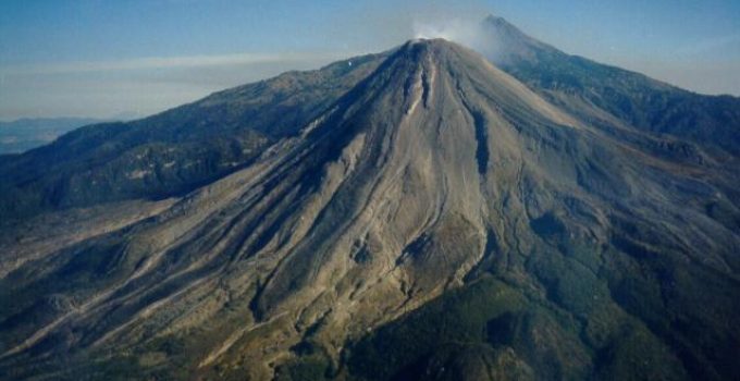 Mount Colima: Exploring Mexico’s Majestic Volcano 2024