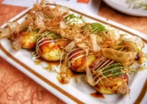 Kelezatan Takoyaki: Memahami Cerita di Balik Makanan Ikonik Jepang