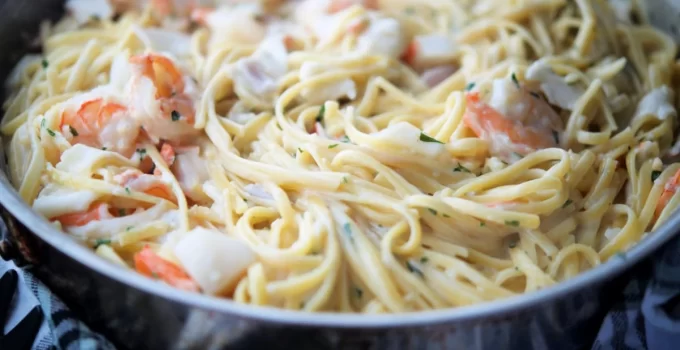 Seafood Linguine Delight: Indulge in the Rich and Luxurious Flavors of this Exquisite Dish