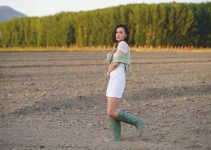 Model Sepatu Wanita Terbaru: Gaya Kenyamanan Menginspirasi