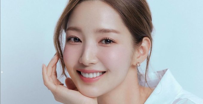 Park Min-young: Dari Gadis Pemalu Menjadi Ratu Drama Korea yang Bikin Jatuh Hati