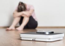 Turun BB karena Stres: Mengapa Tubuh Bisa “Bersedih”?