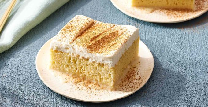 Tres Leches Cake: Kenikmatan Lembut yang Meleleh di Lidah