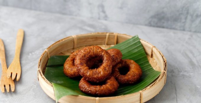 Kue Cincin Gula: Manisnya Kenangan yang Membuat Hati Bergetar