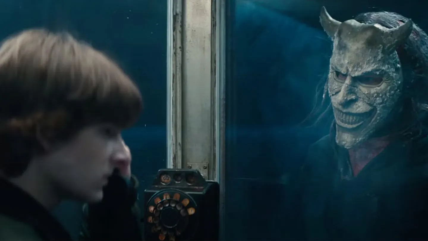 Sosok Lama, Ancaman Baru