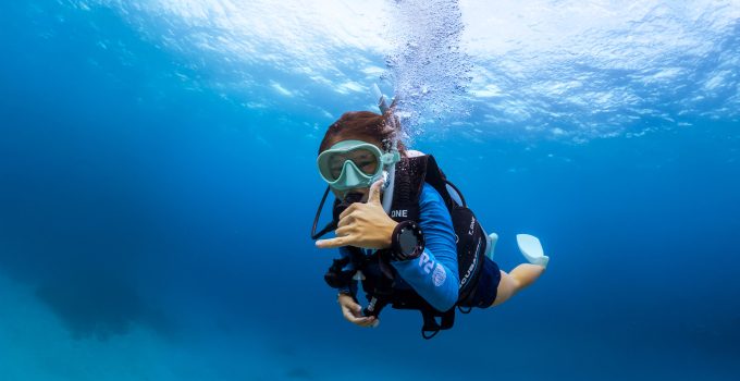 Menyelami Surga Bawah Laut: Panduan Lengkap Scuba Diving