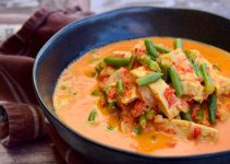 Kari Tempe Super Lembut yang Menghangatkan Hati dan Meleleh di Lidah