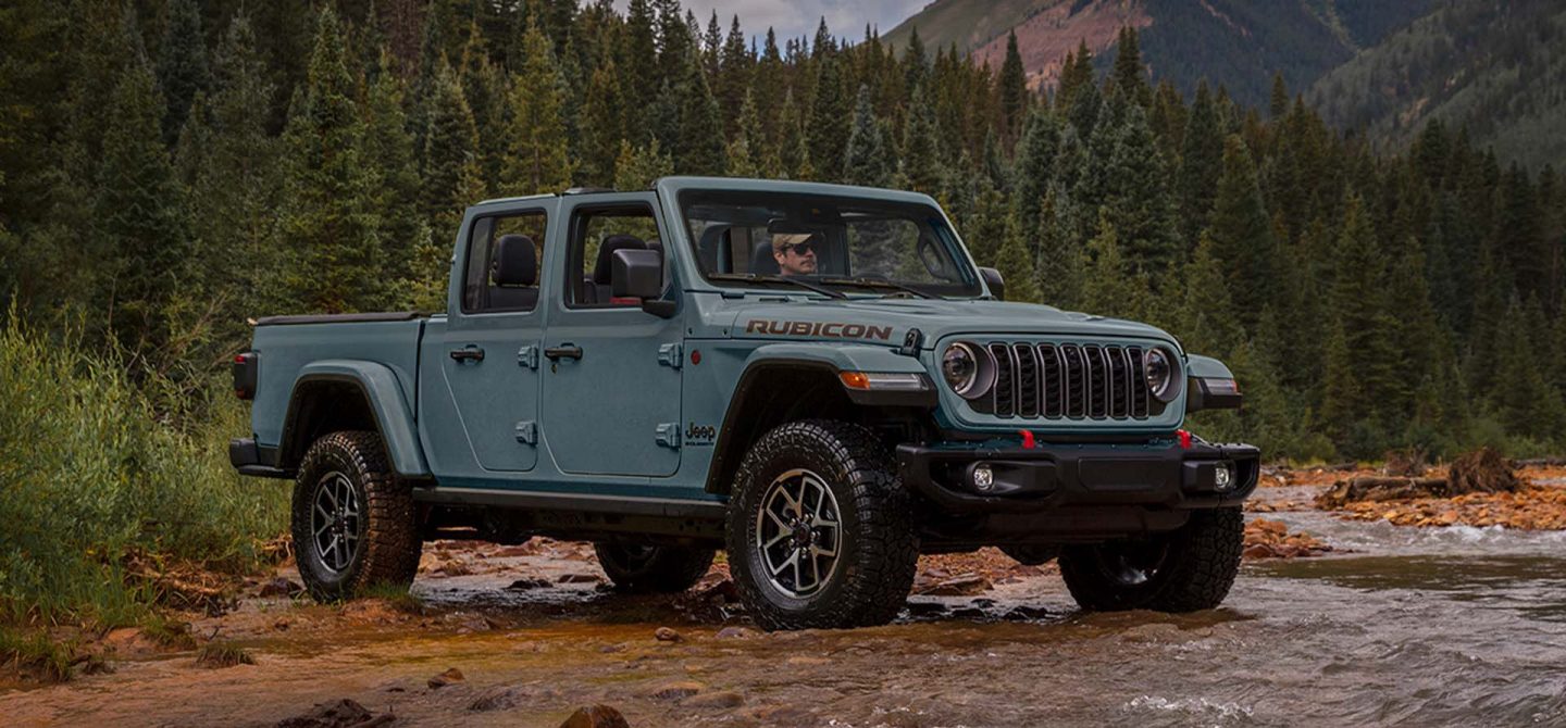 Desain Ikonik Jeep Gladiator Rubicon yang Mendefinisikan Keberanian
