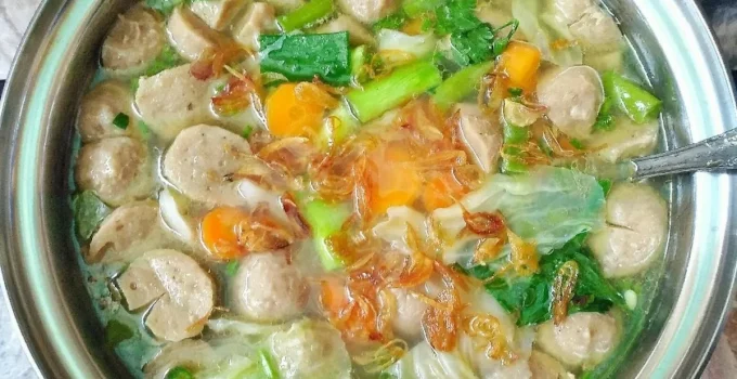 Sayur Sop Bakso, Resep Rumahan yang Menggoda Lidah