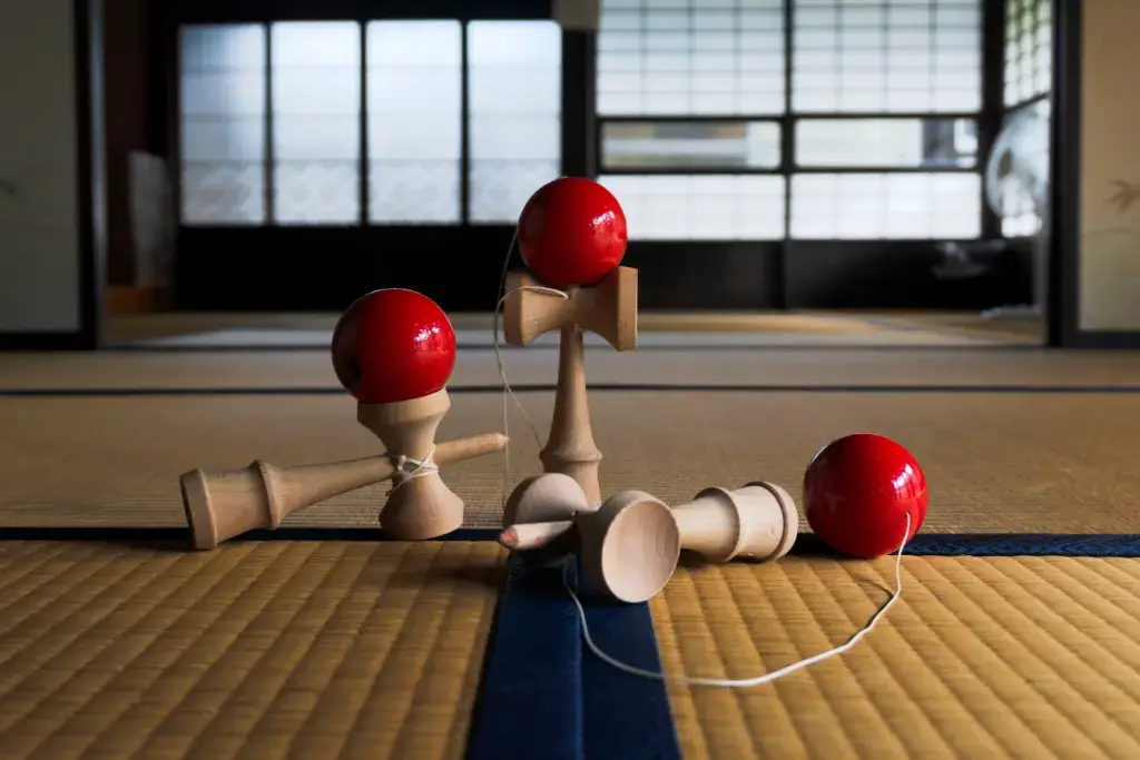Mengenal Asal Usul Permainan Kendama