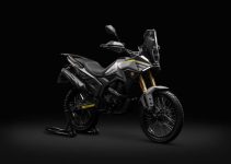 Morbidelli T250X Hadir Membawa Sensasi Petualangan Baru dengan Desain Modern dan Performa Menggoda Morbidelli T250X Hadir Membawa Sensasi Petualangan Baru dengan Desain Modern dan Performa Menggoda
