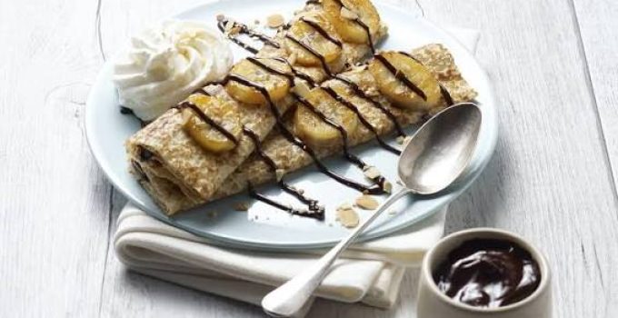 Crepes Banana Split, Perpaduan Pisang, Cokelat, dan Es Krim yang Bikin Susah Berhenti