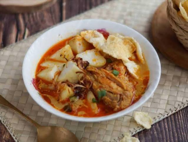 Lontong Kari
